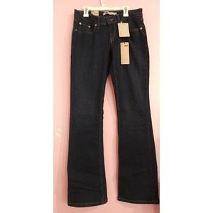 Levi jeans